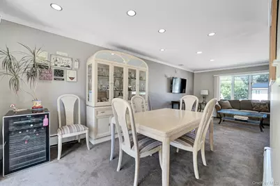 113 N Lewis Avenue, Lindenhurst, NY 11757 - Photo 9