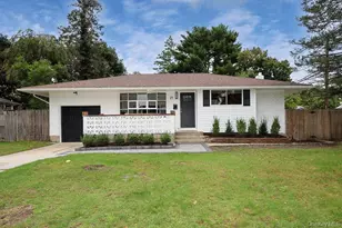 21 Dewey Rd, Commack, NY 11725 - Photo 35