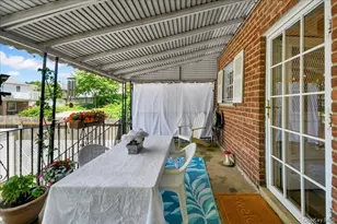 2521 Hollers Ave, Bronx, NY 10475 - Photo 17