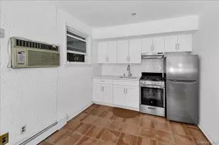2521 Hollers Ave, Bronx, NY 10475 - Photo 21