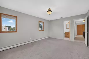 15 Country Ct, Hicksville, NY 11801 - Photo 17