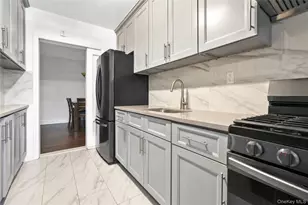26-25 Union St, Flushing, NY 11354 - Photo 13