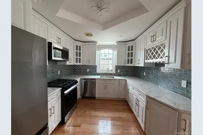 [Address not provided], Jamaica, NY 11434 - Photo 3