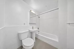 71-28 163rd St, Fresh Meadows, NY 11365 - Photo 7