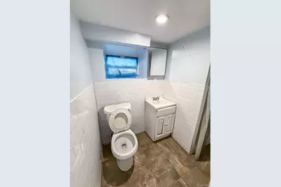 247 E 26th Street, Brooklyn, NY 11226 - Photo 19