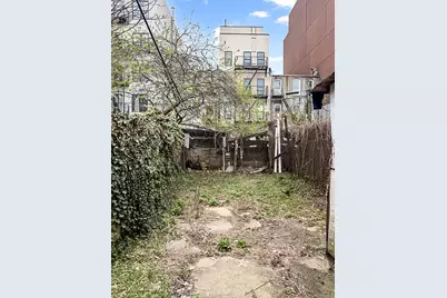247 E 26th Street, Brooklyn, NY 11226 - Photo 15