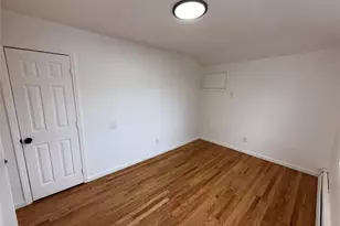 69-41 Burchell Ave, Arverne, NY 11692 - Photo 19