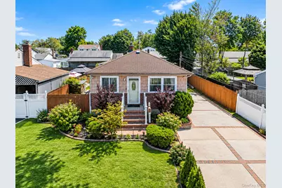 58 Morton Street, Brentwood, NY 11717 - Photo 3