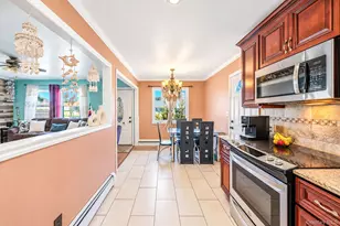 58 Morton St, Brentwood, NY 11717 - Photo 21