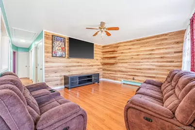 58 Morton Street, Brentwood, NY 11717 - Photo 15