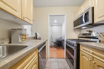 1874 Pelham Parkway S #LF, Bronx, NY 10461 - Photo 5