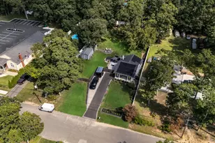 154 West End Ave, Shirley, NY 11967 - Photo 37