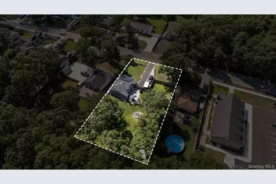 154 W End Avenue, Shirley, NY 11967 - Photo 35
