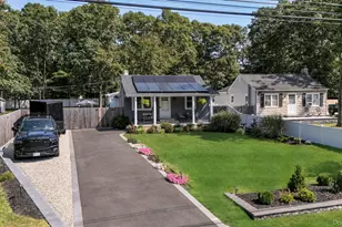 154 West End Ave, Shirley, NY 11967 - Photo 3