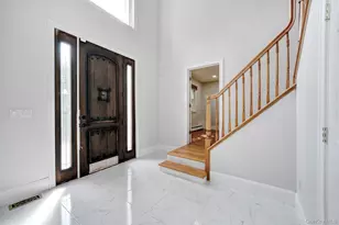75 Whiskey Rd, Coram, NY 11727 - Photo 15