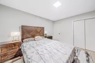 218-02 73rd Ave, Oakland Gardens, NY 11364 - Photo 15