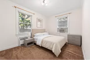 24 Edwards St, Roslyn Heights, NY 11577 - Photo 15
