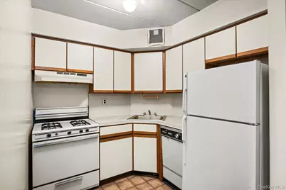 139-35 35th Avenue #6E, Flushing, NY 11354 - Photo 11