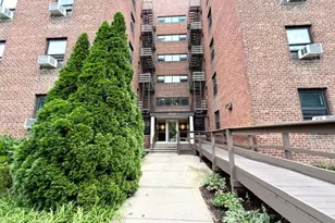 73-23 210th St, Bayside, NY 11364 - Photo 29