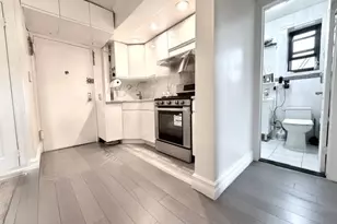 73-23 210th St, Bayside, NY 11364 - Photo 13