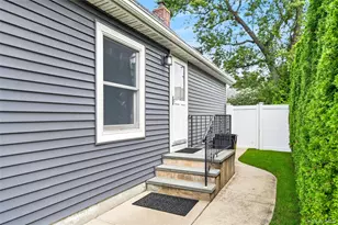 120 Evelyn Ave, Westbury, NY 11590 - Photo 3