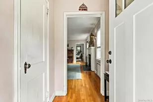 116 Wyman Ave, Huntington Station, NY 11746 - Photo 5