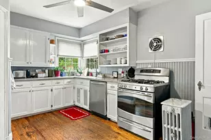116 Wyman Ave, Huntington Station, NY 11746 - Photo 15