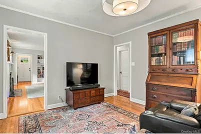 116 Wyman Avenue, Huntington Station, NY 11746 - Photo 21