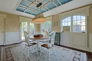 77 Deerhurst Rd, Scarsdale, NY 10583 - Photo 19