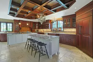 77 Deerhurst Rd, Scarsdale, NY 10583 - Photo 13