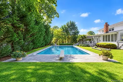 28 S Lot Road, Smithtown, NY 11787 - Photo 5