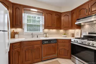 52 Fisher Ave, Tuckahoe, NY 10707 - Photo 9