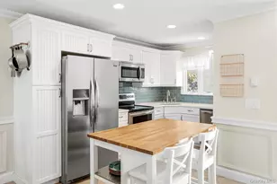 3013 Mitchell Rd, Westhampton Beach, NY 11978 - Photo 5