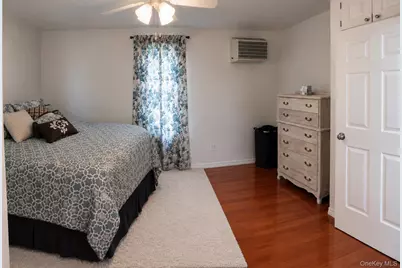 13711 96th Place #2, Ozone Park, NY 11417 - Photo 5