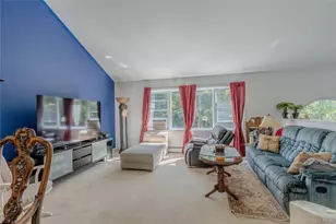 167 Pine Hill Rd, Pleasant Valley, NY 12569 - Photo 5