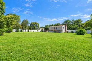 3 Richlee Dr, East Northport, NY 11731 - Photo 5