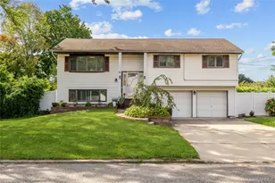 34 Bellwood Ave, Centereach, NY 11720 - Photo 3