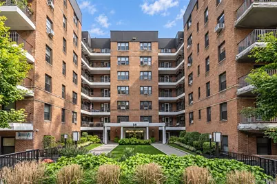 16 N Broadway #4J, White Plains, NY 10601 - Photo 1