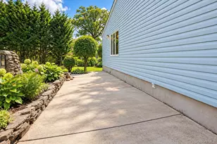 68 Elaine Terrace, Yonkers, NY 10701 - Photo 7