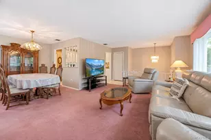 355 W Islip Blvd, West Islip, NY 11795 - Photo 17