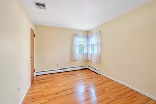 355 W Islip Blvd, West Islip, NY 11795 - Photo 27