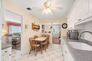 355 W Islip Blvd, West Islip, NY 11795 - Photo 23