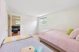 355 W Islip Blvd, West Islip, NY 11795 - Photo 41