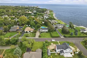 15 Salt Meadow Ln, Bayport, NY 11705 - Photo 49