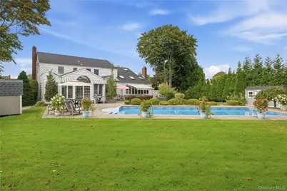 15 Saltmeadow Lane, Bayport, NY 11705 - Photo 9