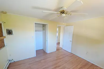 22 Tarry Lane, Levittown, NY 11756 - Photo 9