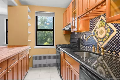 142 Garth Road #3T, Scarsdale, NY 10583 - Photo 5