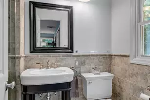 67 Reed Dr, Roslyn, NY 11576 - Photo 15