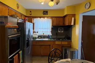110-23 Monterey St, Queens Village, NY 11429 - Photo 7