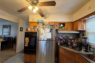 110-23 Monterey St, Queens Village, NY 11429 - Photo 23